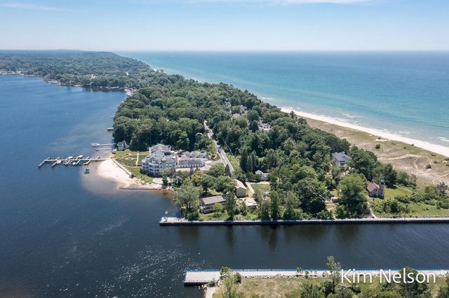 6195 Murray Road, Whitehall, MI 49461
