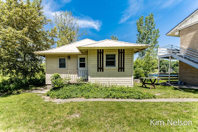 6195 Murray Road, Whitehall, MI 49461