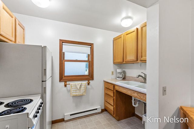 6195 Murray Road, Whitehall, MI 49461