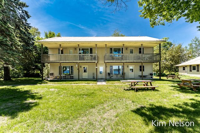 6195 Murray Road, Whitehall, MI 49461