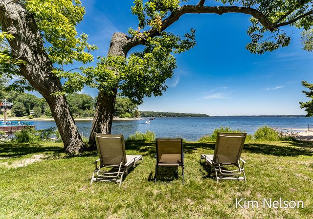 6195 Murray Road, Whitehall, MI 49461