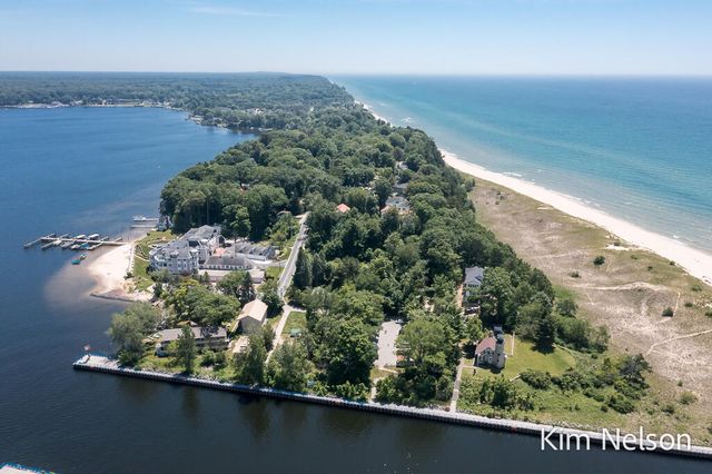 6195 Murray Road, Whitehall, MI 49461