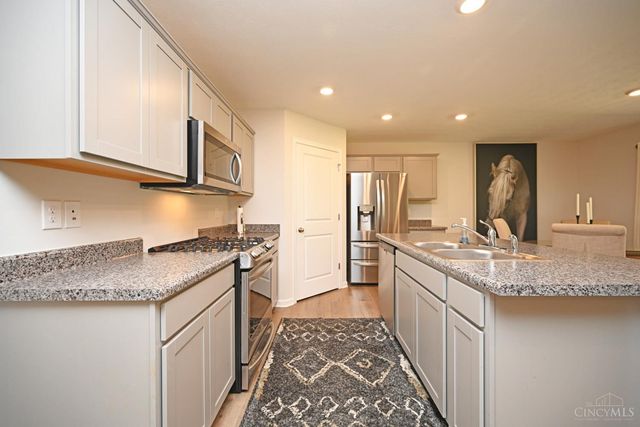 101 River Heights Drive, New Richmond, OH 45157