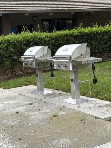 8777 Coral Springs Court 11H, Huntington Beach, CA 92646