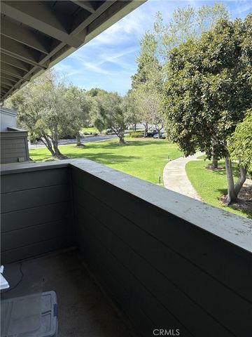 8777 Coral Springs Court 11H, Huntington Beach, CA 92646