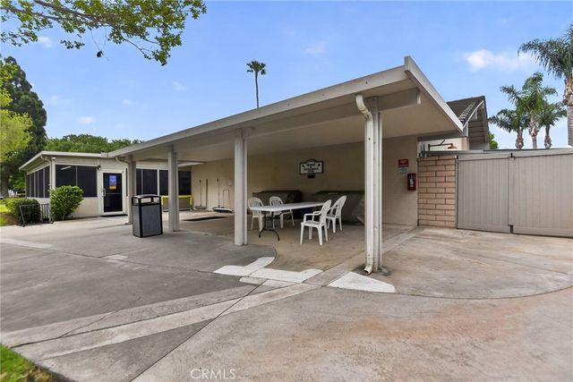 8777 Coral Springs Court 11H, Huntington Beach, CA 92646