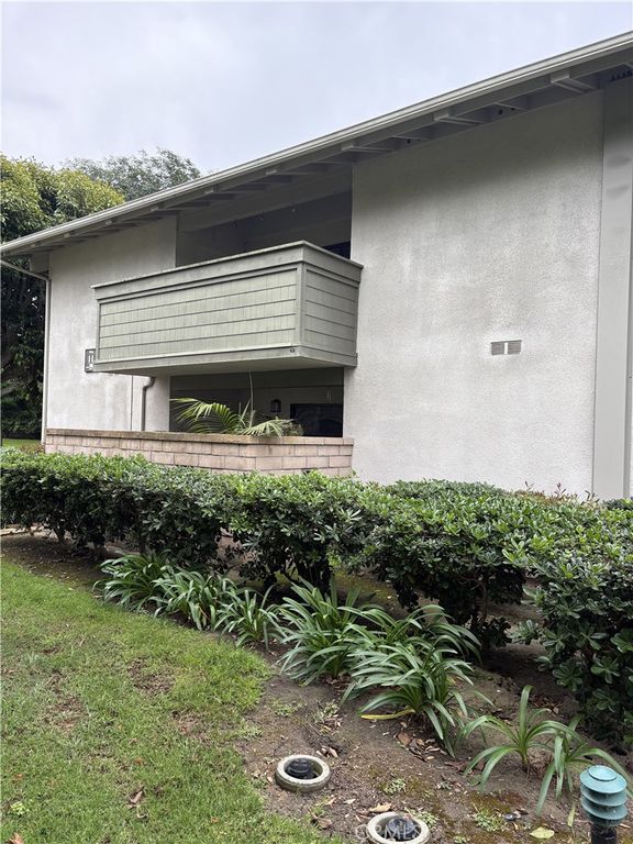 8777 Coral Springs Court 11H, Huntington Beach, CA 92646