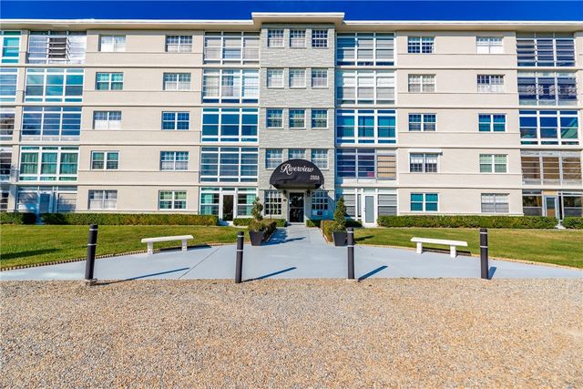 2333 Indian River Boulevard 108, Vero Beach, FL 32960