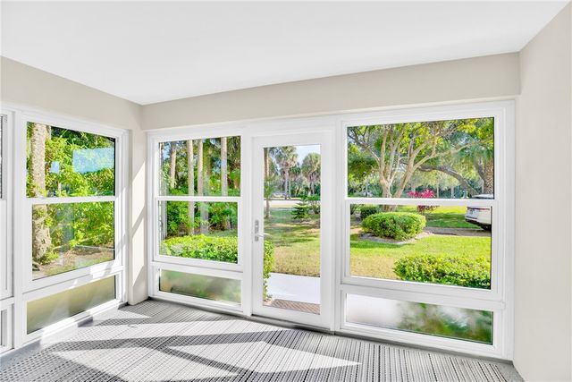 2333 Indian River Boulevard 108, Vero Beach, FL 32960