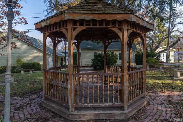 7403 S Main Street, Smithville, IN 47458