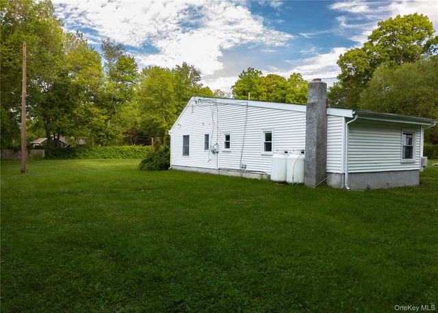 23 Lucille Road, Carmel, NY 10512