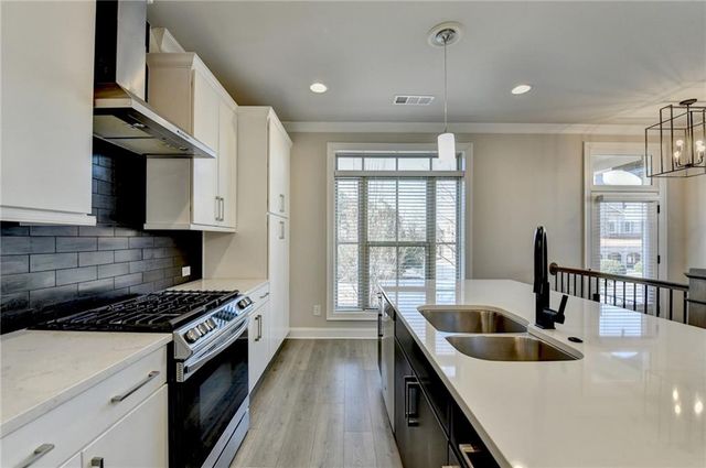 1509 Huntwood Court, Suwanee, GA 30024