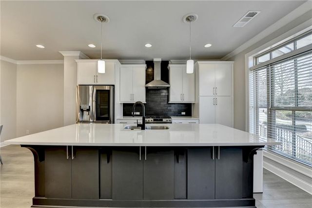 1509 Huntwood Court, Suwanee, GA 30024