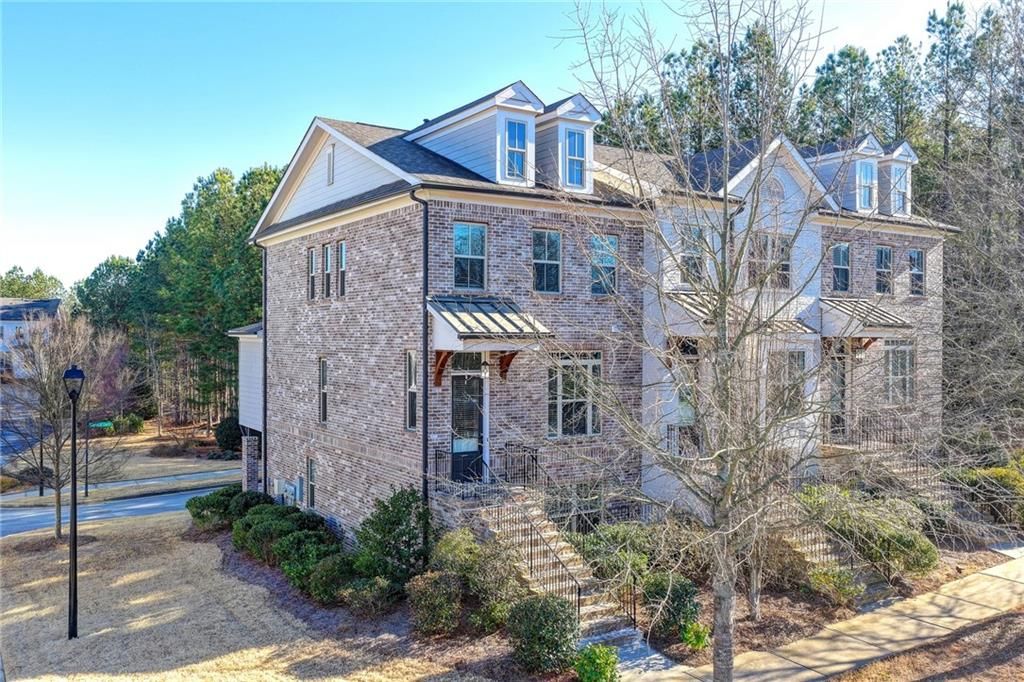 1509 Huntwood Court, Suwanee, GA 30024