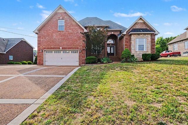 211 Bonifay Dr, Smyrna, TN 37167