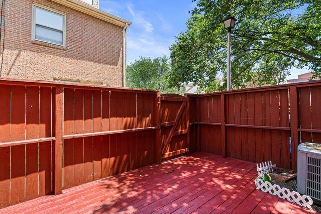1141 N VERNON ST, Arlington, VA 22201