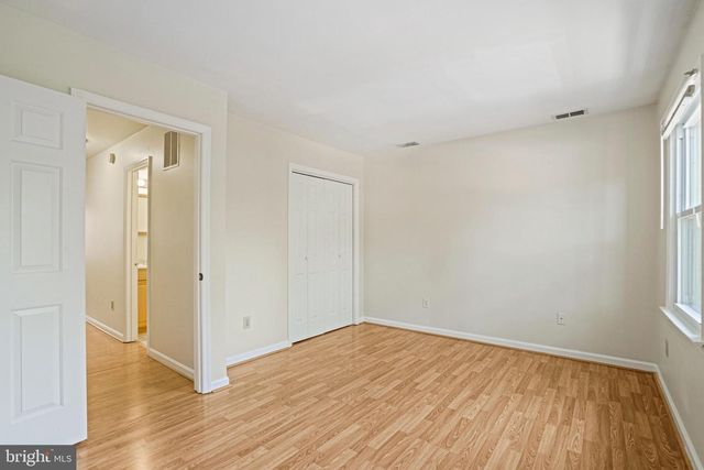 1141 N VERNON ST, Arlington, VA 22201