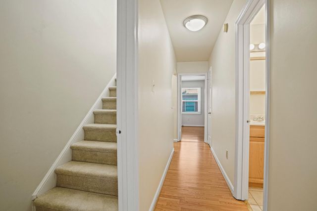 1141 N VERNON ST, Arlington, VA 22201
