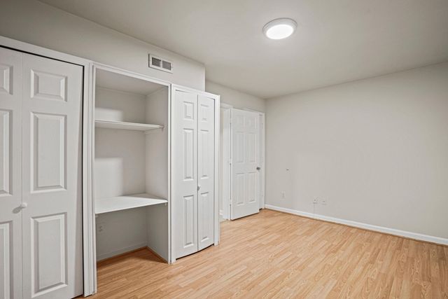 1141 N VERNON ST, Arlington, VA 22201