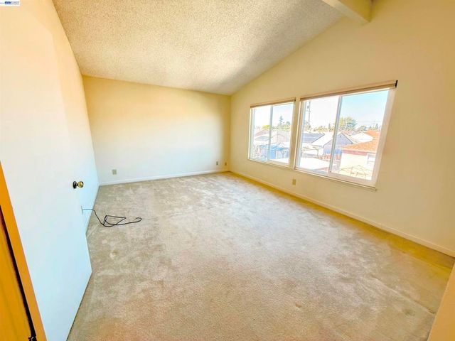 710 Fountainhead Dr, San Leandro, CA 94578