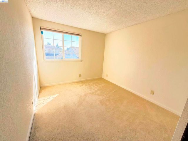 710 Fountainhead Dr, San Leandro, CA 94578