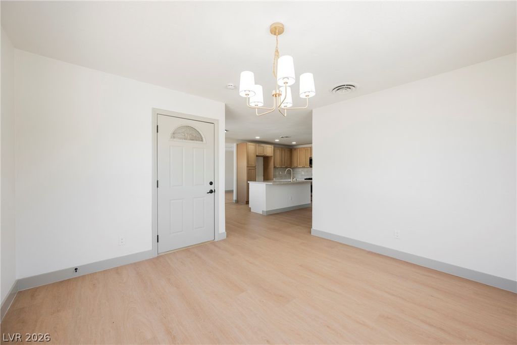 5637 Tunis Avenue, Las Vegas, NV 89122 — photo 5