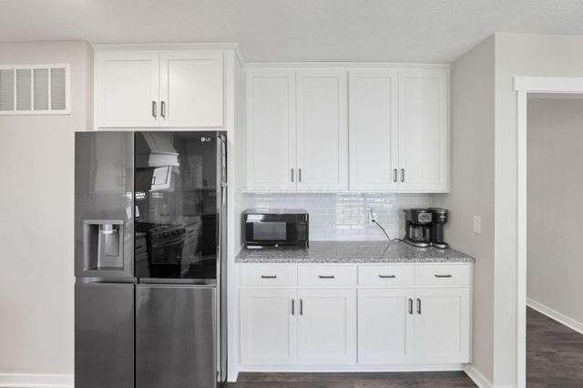 1200 Buck Court, Circleville, OH 43113
