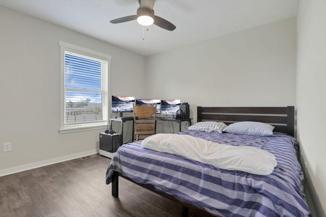 1200 Buck Court, Circleville, OH 43113