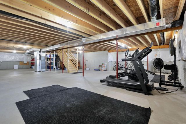 1200 Buck Court, Circleville, OH 43113