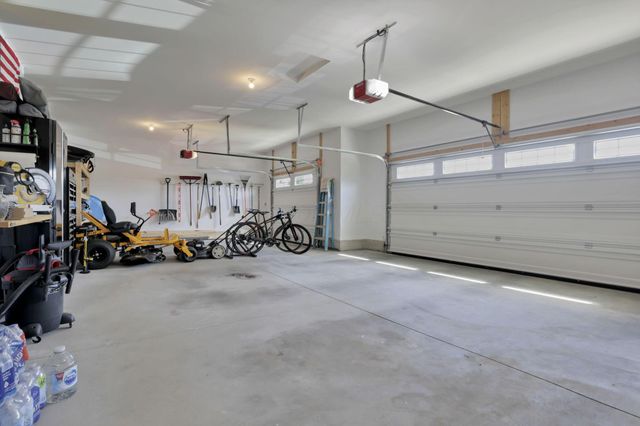 1200 Buck Court, Circleville, OH 43113