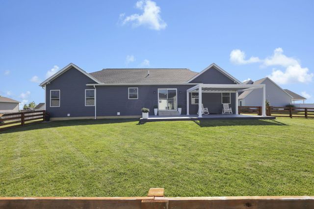 1200 Buck Court, Circleville, OH 43113