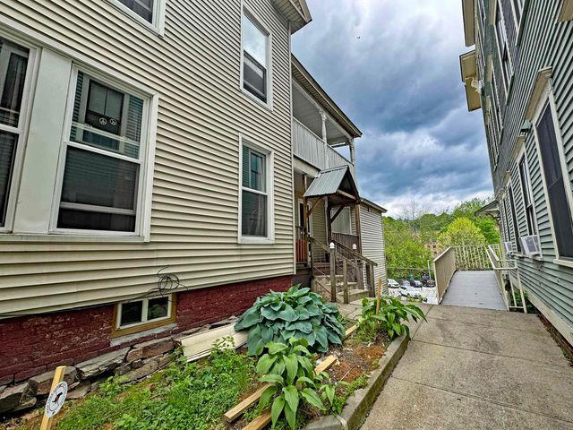 19 Canal Street, Brattleboro, VT 05301