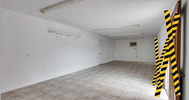 2002 W Highway 6, Alvin, TX 77511