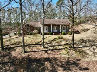31 TIMBER LN, Selmer, TN 38375