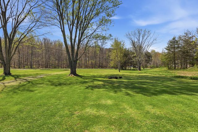 1300 Carter School Road, Stanford, KY 40484