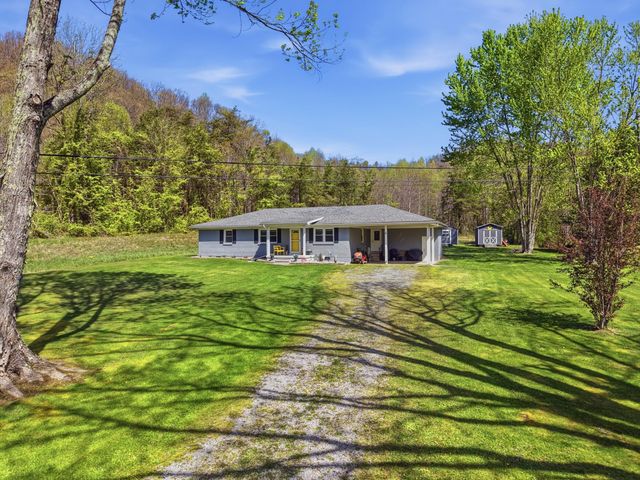 1300 Carter School Road, Stanford, KY 40484