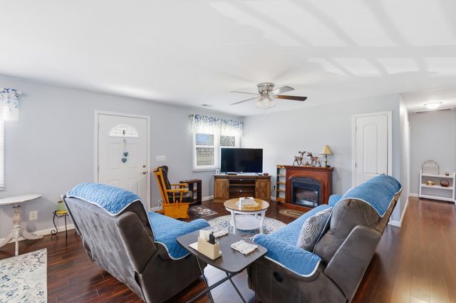 1300 Carter School Road, Stanford, KY 40484