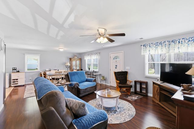 1300 Carter School Road, Stanford, KY 40484