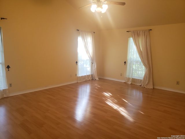 111 N Brackenridge, Boerne, TX 78006