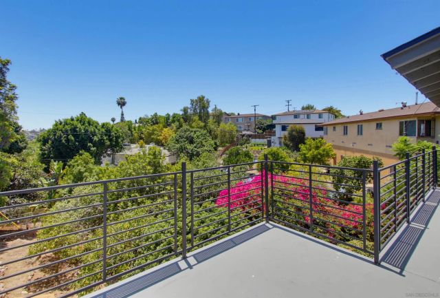 6201 Lorca Dr Main, San Diego, CA 92115