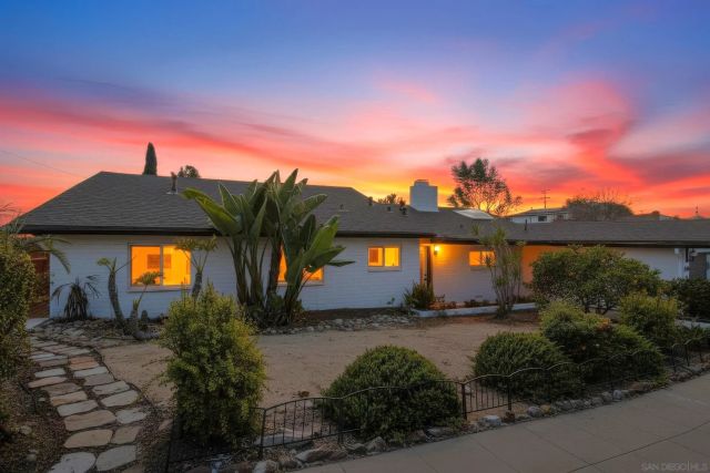 6201 Lorca Dr Main, San Diego, CA 92115