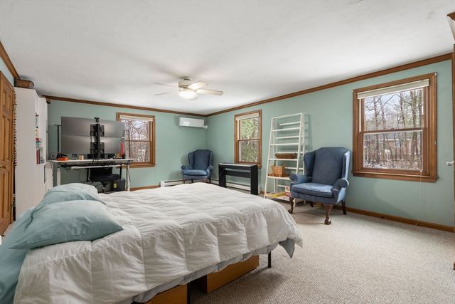 28 Sunnyrock Dr, Walpole, MA 02081