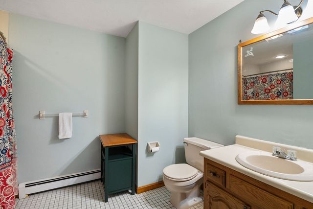 28 Sunnyrock Dr, Walpole, MA 02081