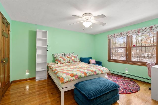 28 Sunnyrock Dr, Walpole, MA 02081