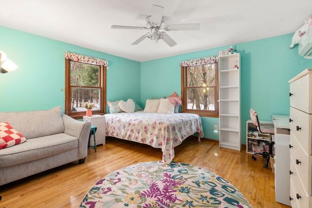 28 Sunnyrock Dr, Walpole, MA 02081