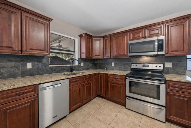 1488 Old Cypress Trail, Wellington, FL 33414