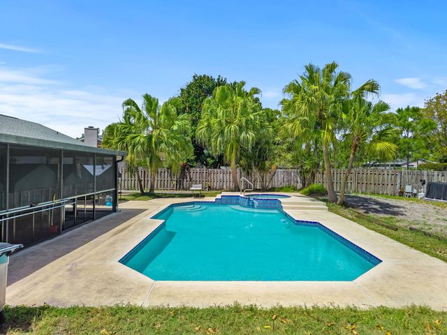 1488 Old Cypress Trail, Wellington, FL 33414