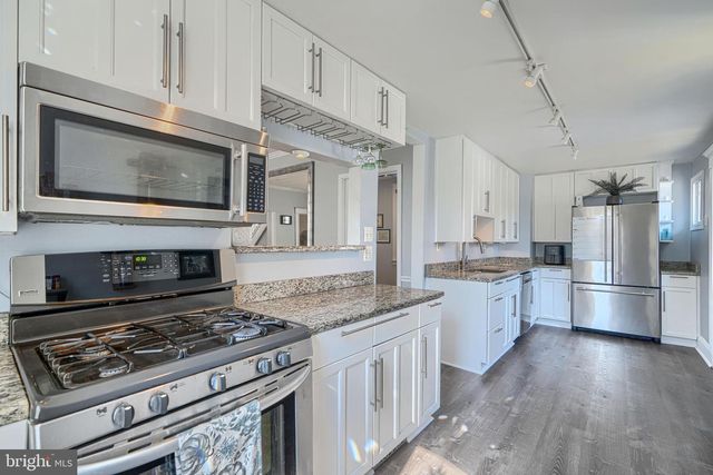 2920 PUTTY HILL AVE, Baltimore, MD 21234