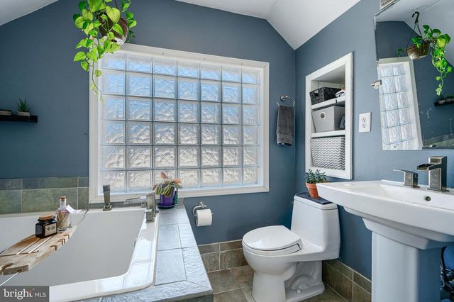 2920 PUTTY HILL AVE, Baltimore, MD 21234