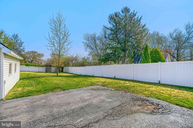 2920 PUTTY HILL AVE, Baltimore, MD 21234